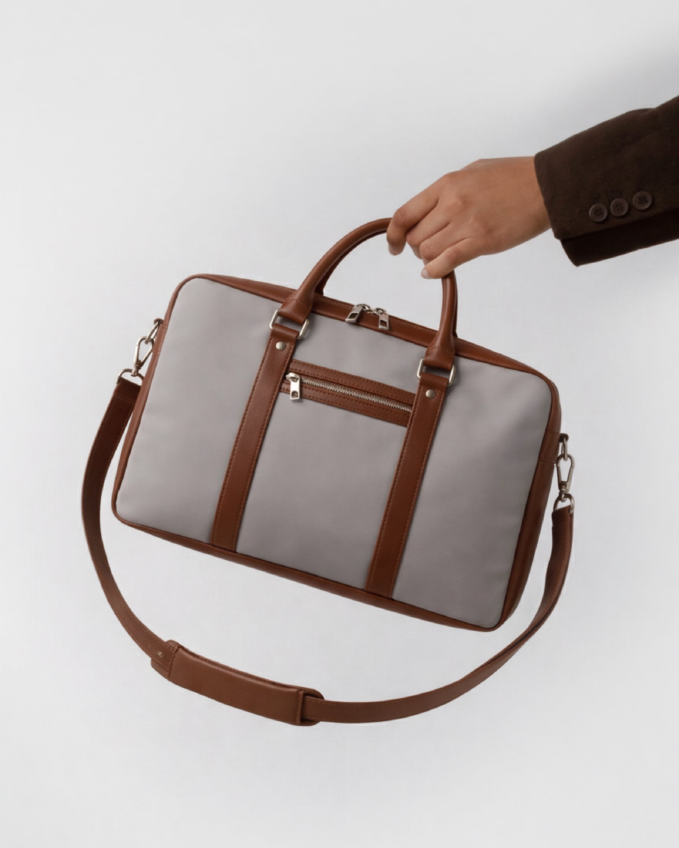 URTHEND Arco — Vegan Leather Carryall for Daily Work Essentials