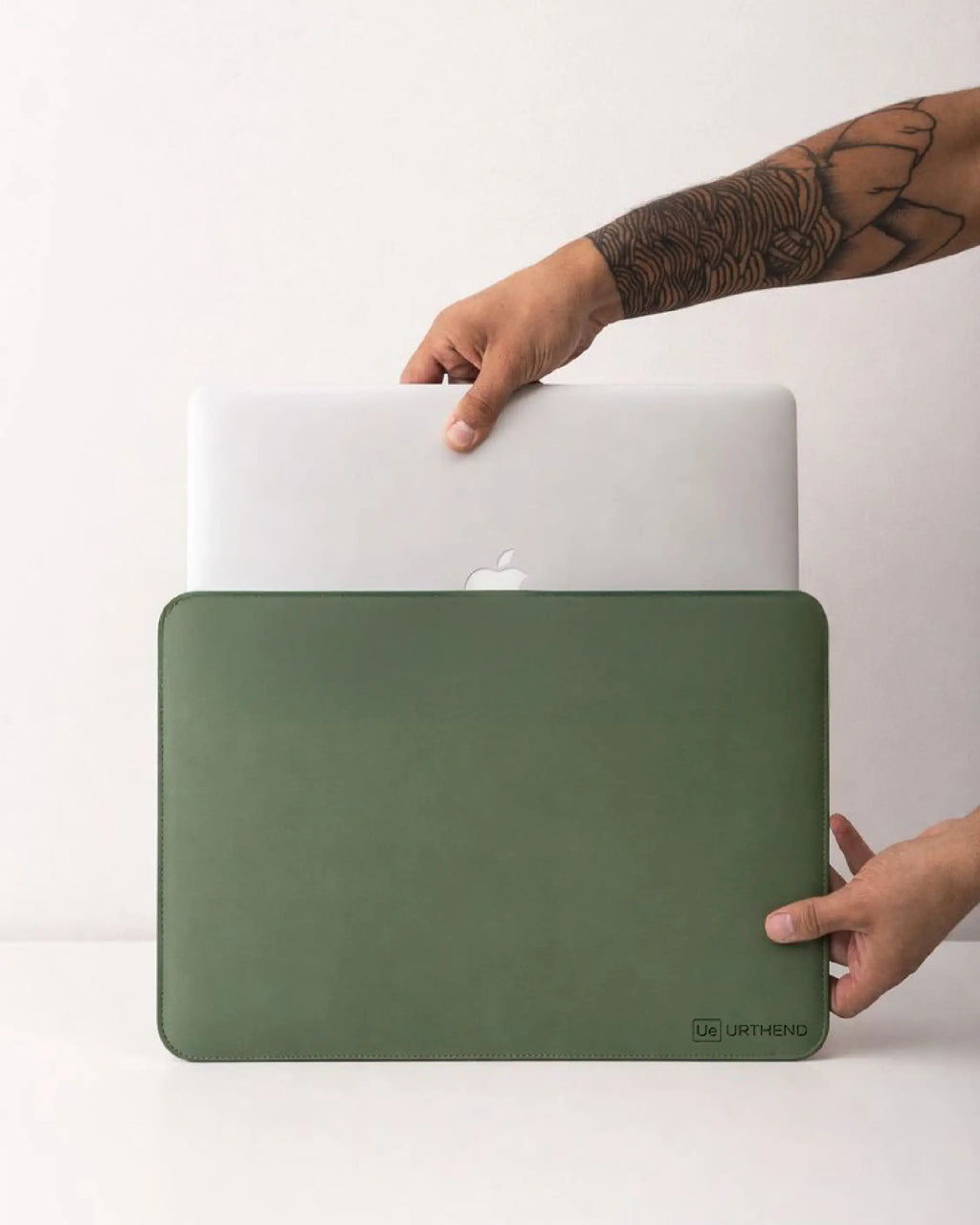 URTHEND Folio — Vegan Leather Laptop Sleeve