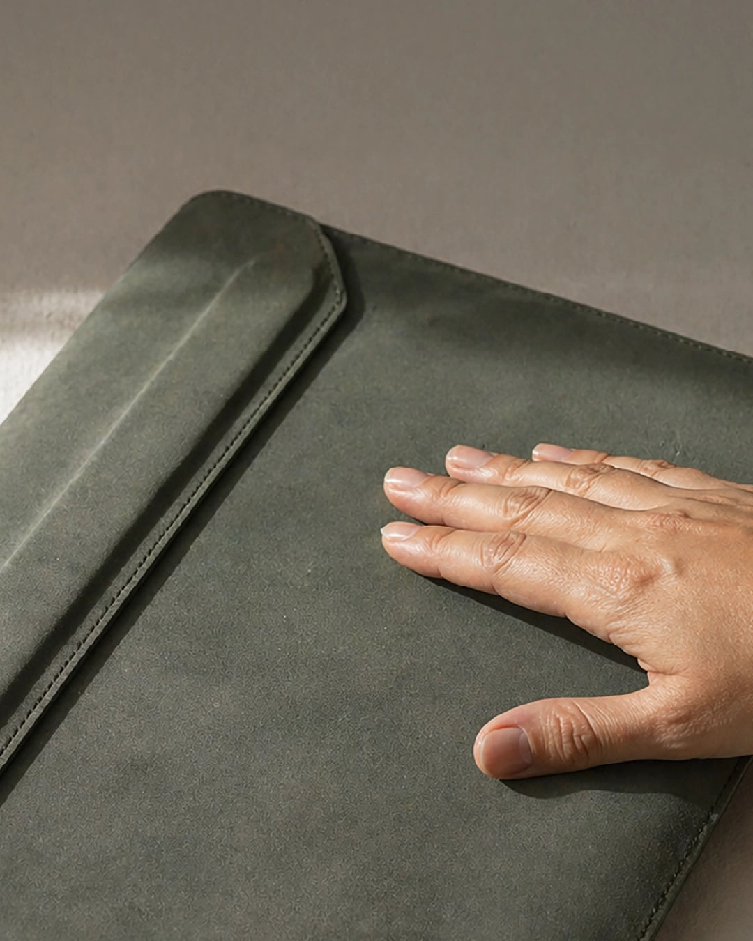 FOLIO