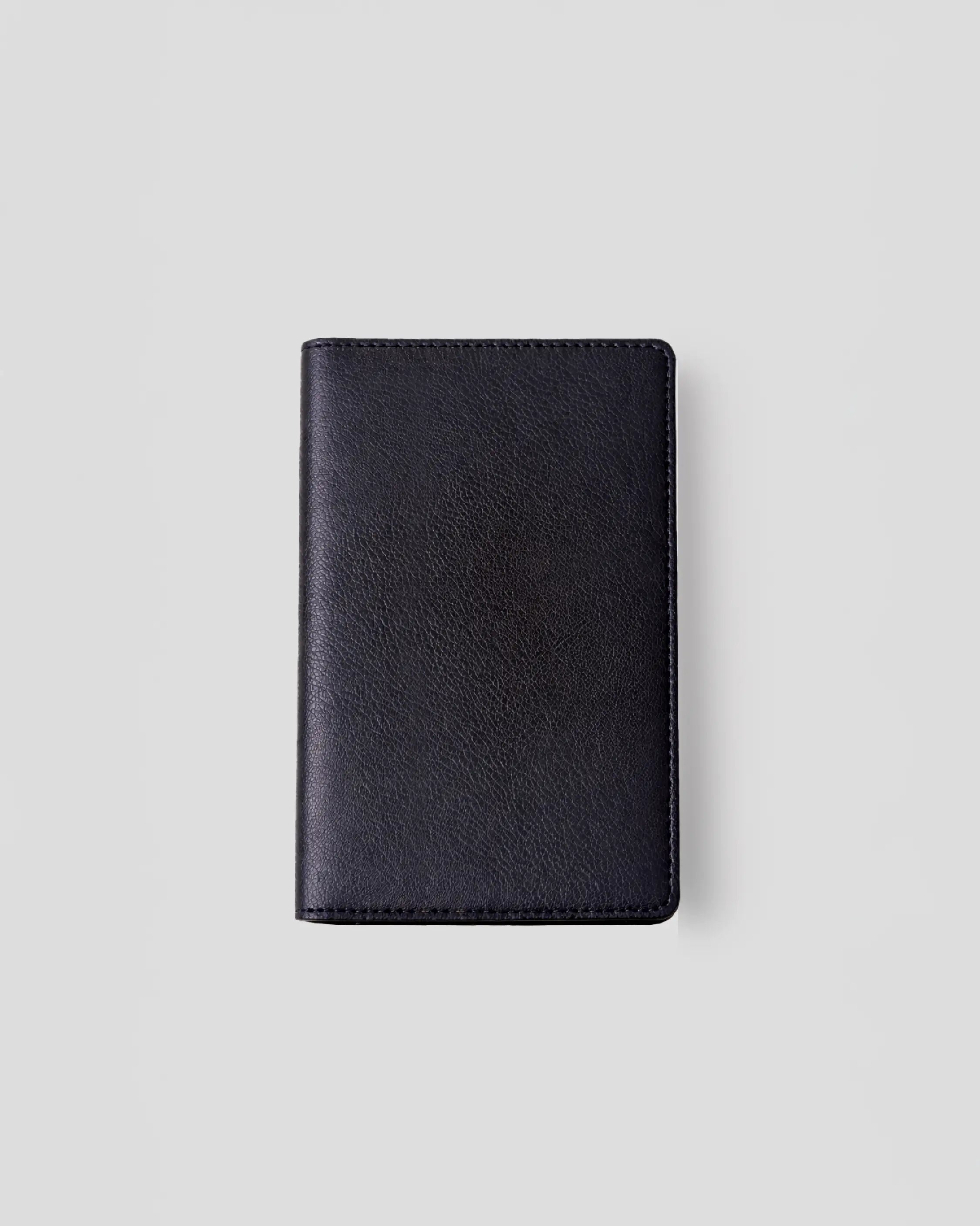 URTHEND Aris Vegan Leather Passport Cover
