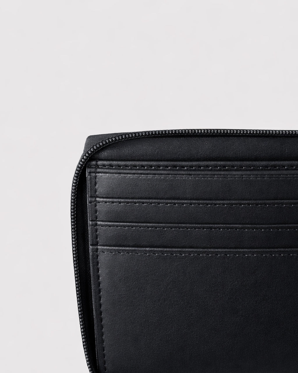 URTHEND Atlas Vegan Leather Zip Wallet